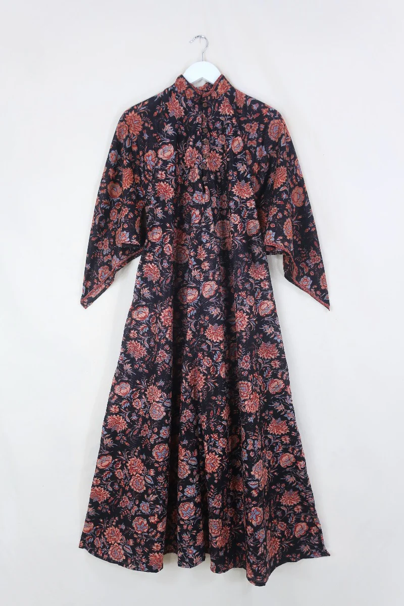 Apollo Maxi Dress in Onyx Black - Image 3
