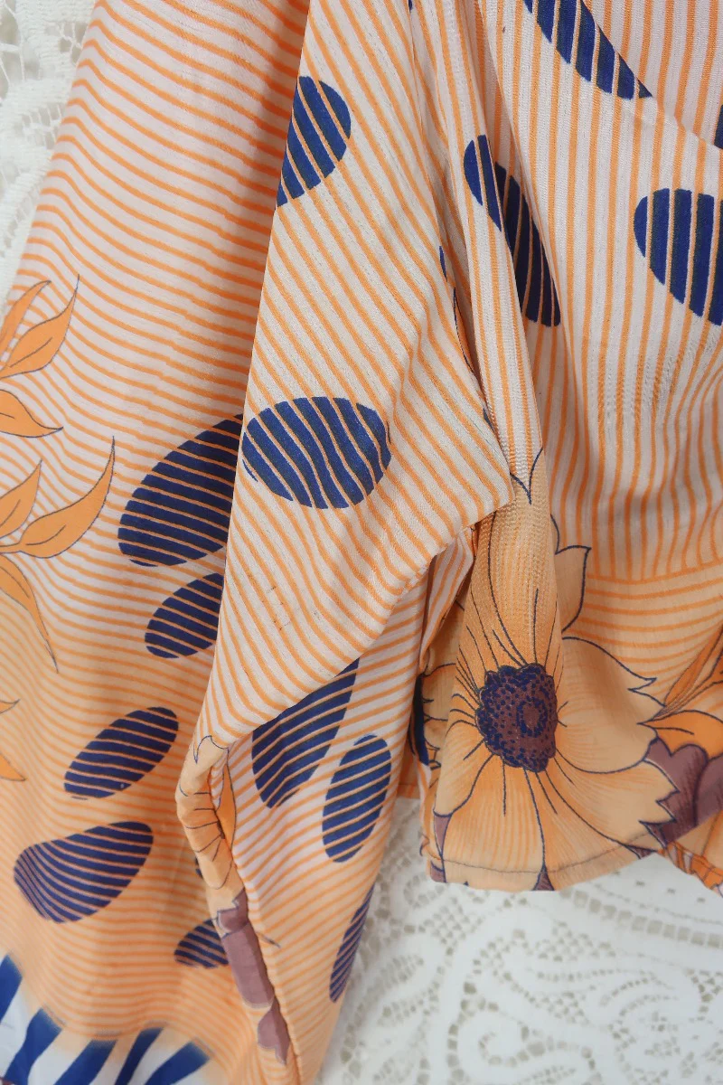 Ariel Top - Vintage Indian Sari - Apricot Bubble Stripe - Free Size M/L - Image 4