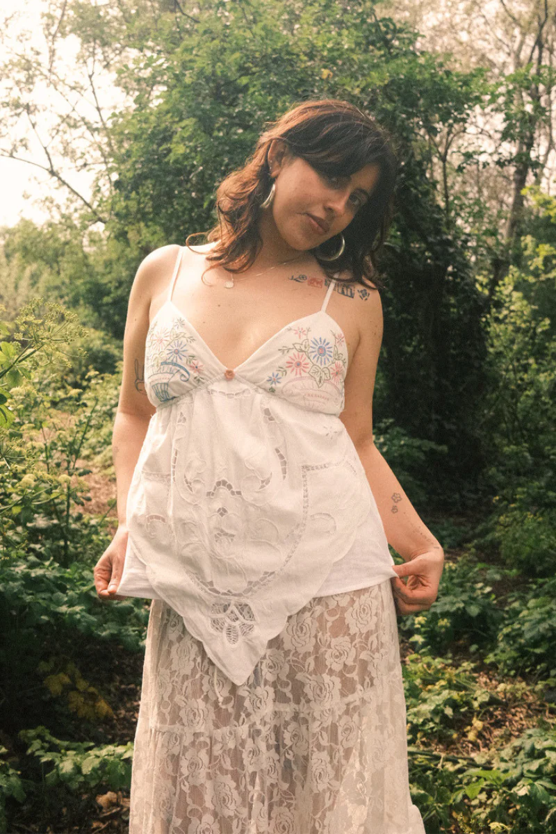 Babydoll Vintage Tablecloth Top in Persephone Flower Vase - Size XS/S - Image 3