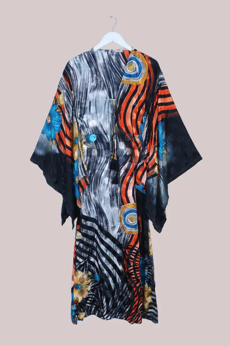 Cassandra Maxi Kaftan in Abstract Obsidian Florals - Size M/L