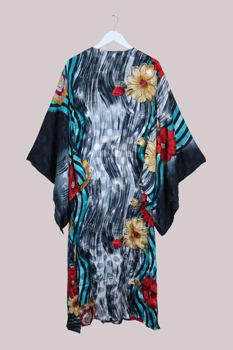 Cassandra Maxi Kaftan in Onyx Garden - Size M/L - Image 3