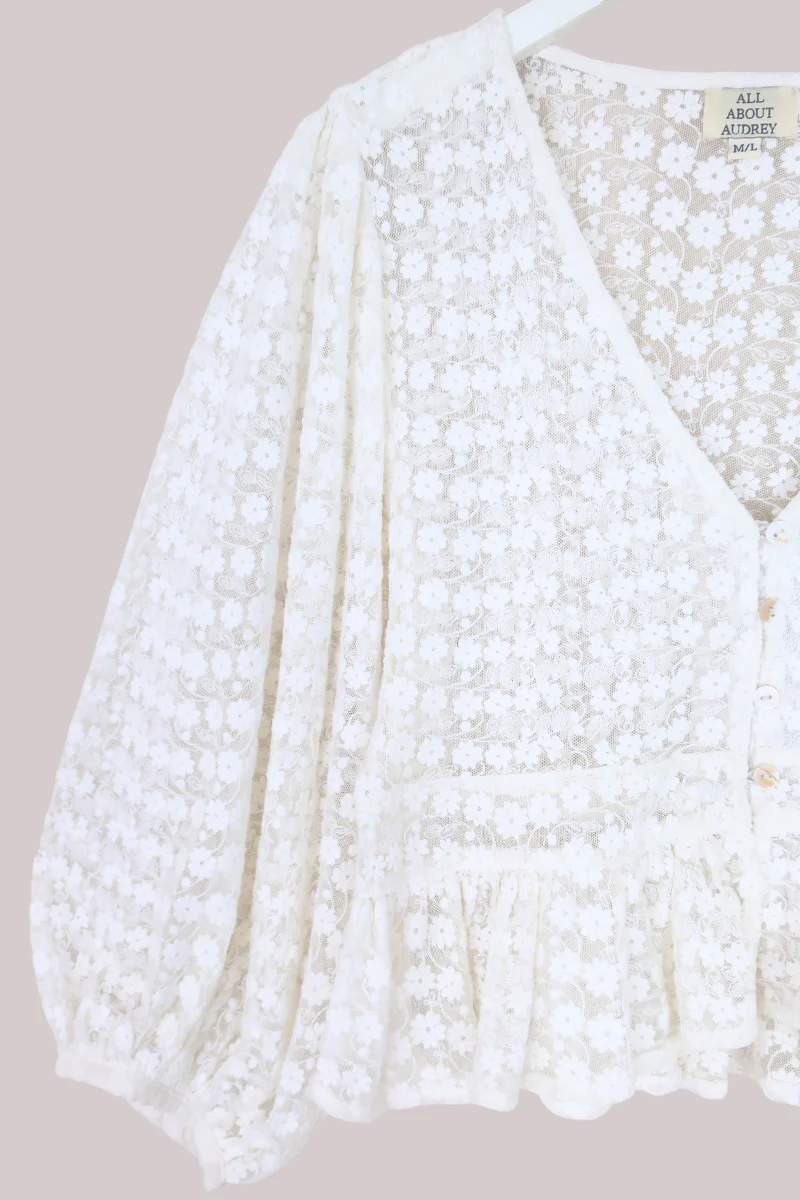 Catherine Lace Blouse in Diary White - Image 4
