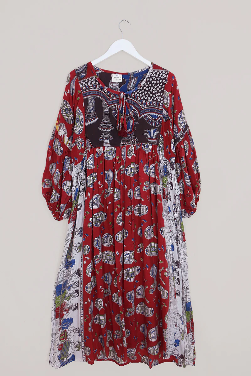 SALE Daisy Maxi Smock Dress - Here Come the Drums - Vintage Cotton - Size M/L
