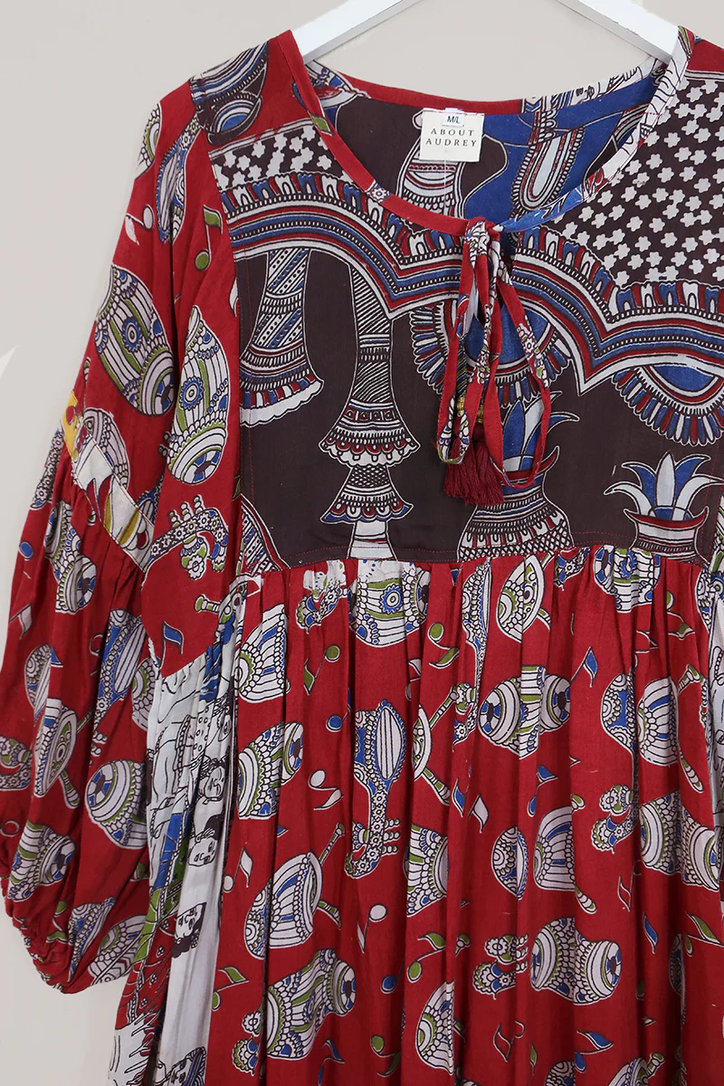 SALE Daisy Maxi Smock Dress - Here Come the Drums - Vintage Cotton - Size M/L - Image 2