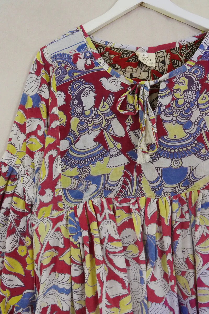 Daisy Smock Top - Claret Red Dancers & Birds - Vintage Cotton - Size XS - Image 2