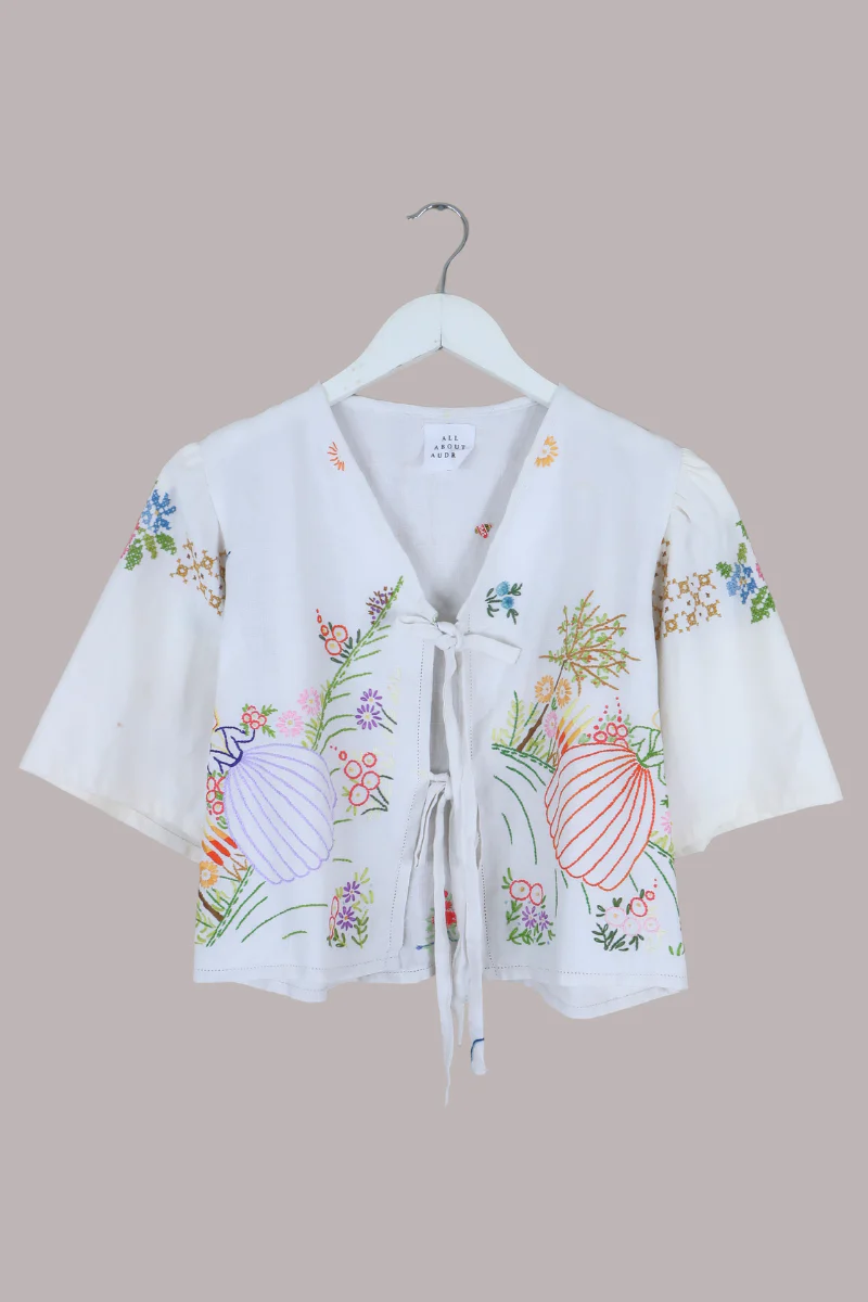 Francesca Vintage Tablecloth Cropped Blouse in Ladies Of The Garden - Free Size