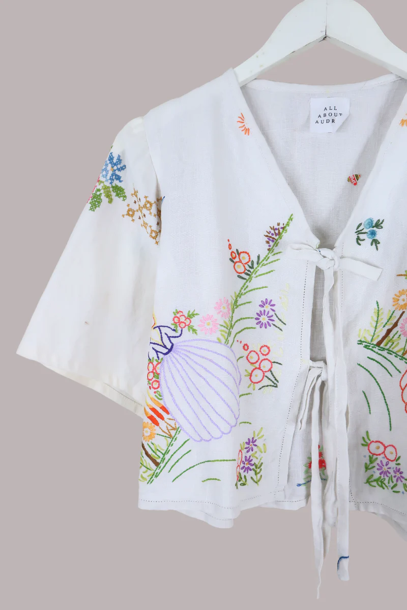 Francesca Vintage Tablecloth Cropped Blouse in Ladies Of The Garden - Free Size - Image 3