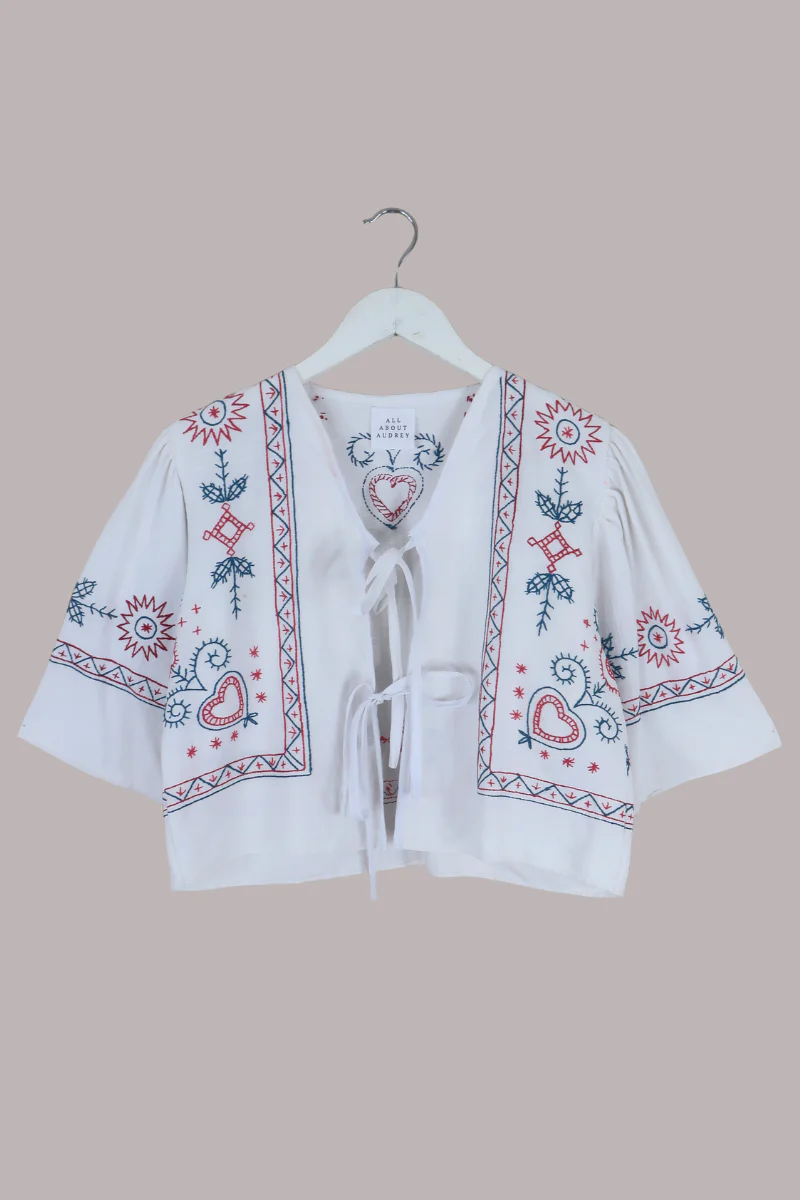 Francesca Vintage Tablecloth Cropped Blouse in Queen Of Hearts - Free Size