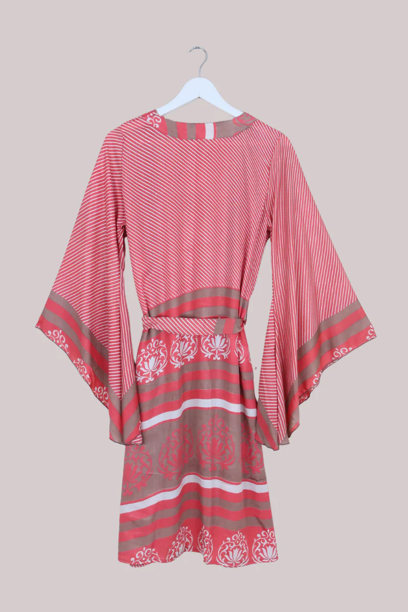 Gemini Kimono in Faded Coral Stripes - Size M - Image 3
