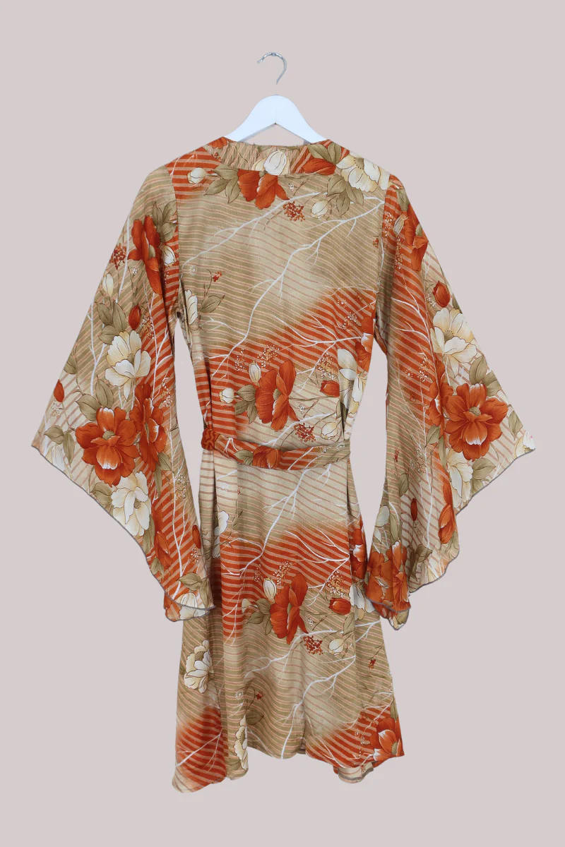 Gemini Kimono in Sunrise On The Garden - Size L - Image 3
