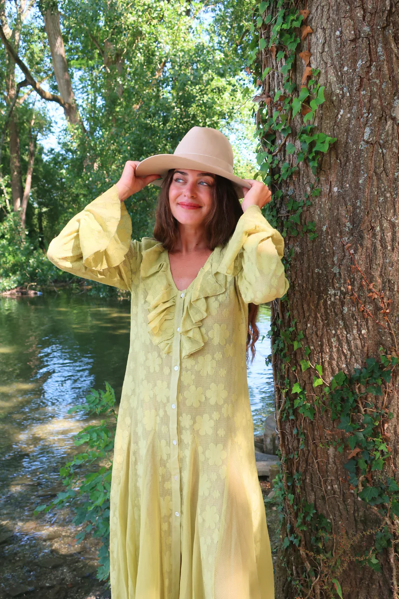 Harriet Lace Robe Dress in Wish Green Daisies - Image 3