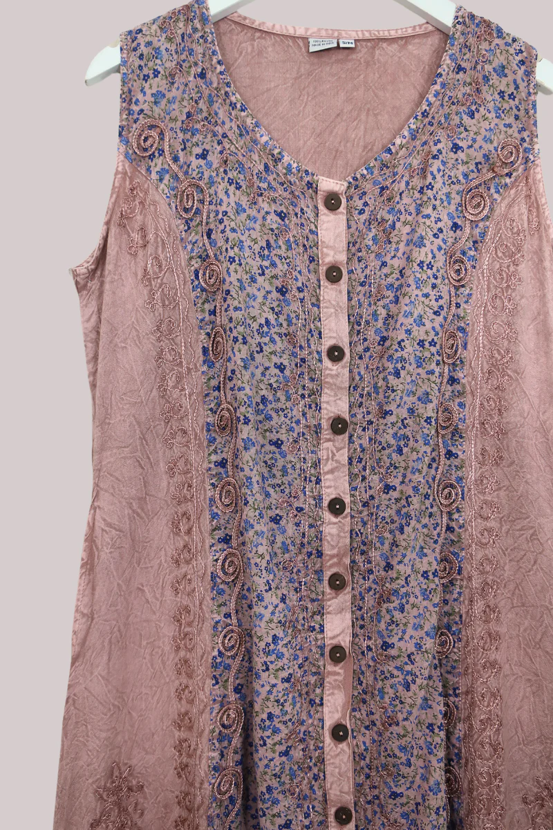 Embroidered Sleeveless Kaftan Midi in Heather Pink Floral - Image 4