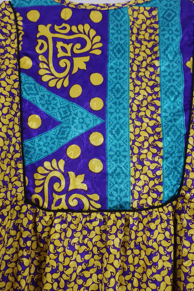 Jude Tunic Top - Violet & Gold Paisley Shimmer - Vintage Indian Sari - Size M/L - Image 6