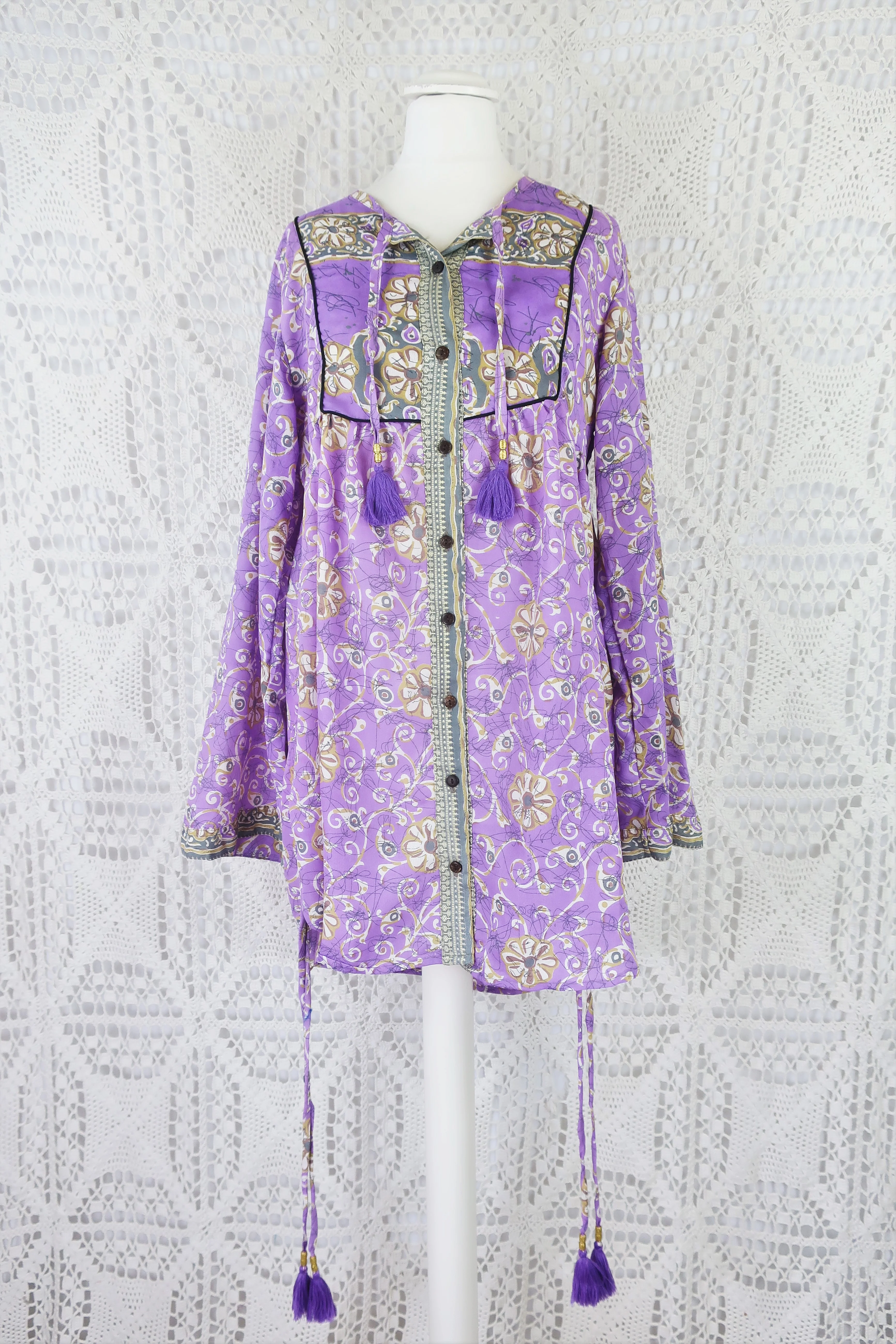 Jude Tunic Top - Vintage Indian Sari - Lilac, Silver & Ivory Floral - XS - Image 3