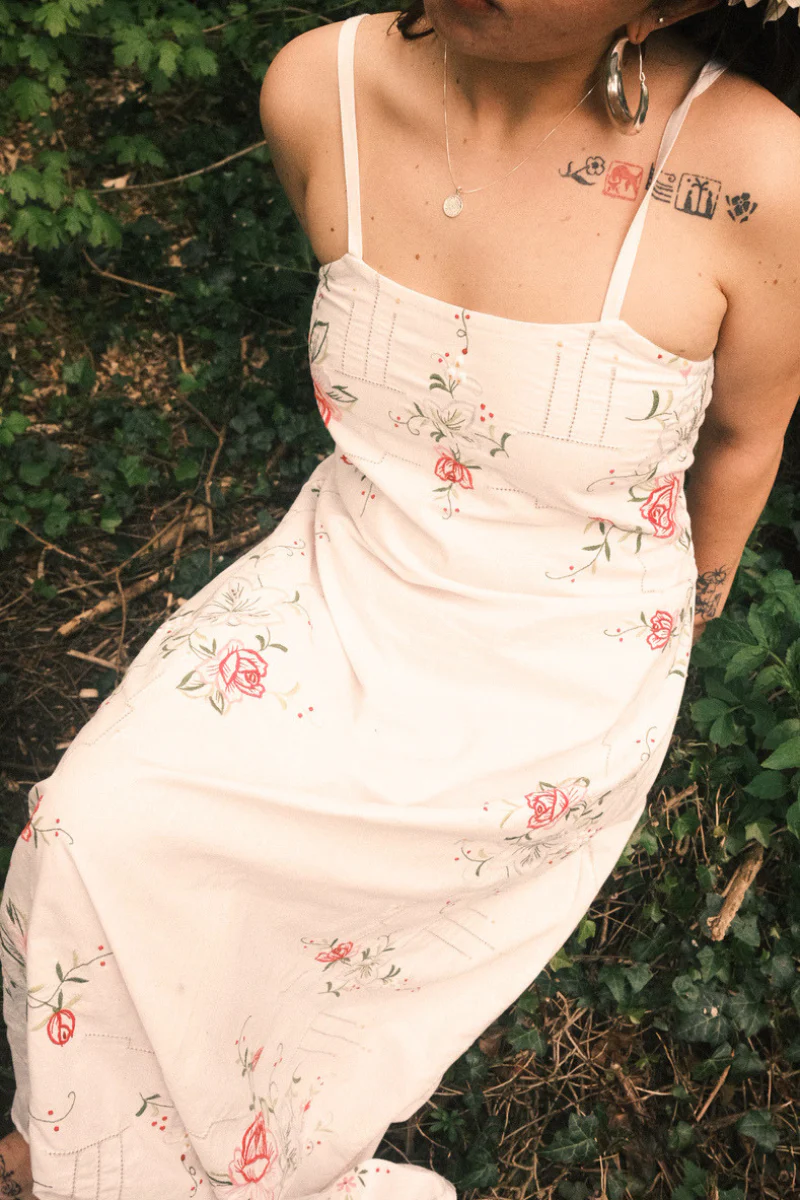 Juliet Vintage Tablecloth Maxi Dress in Garden at the Heart of the Labyrinth - Image 7