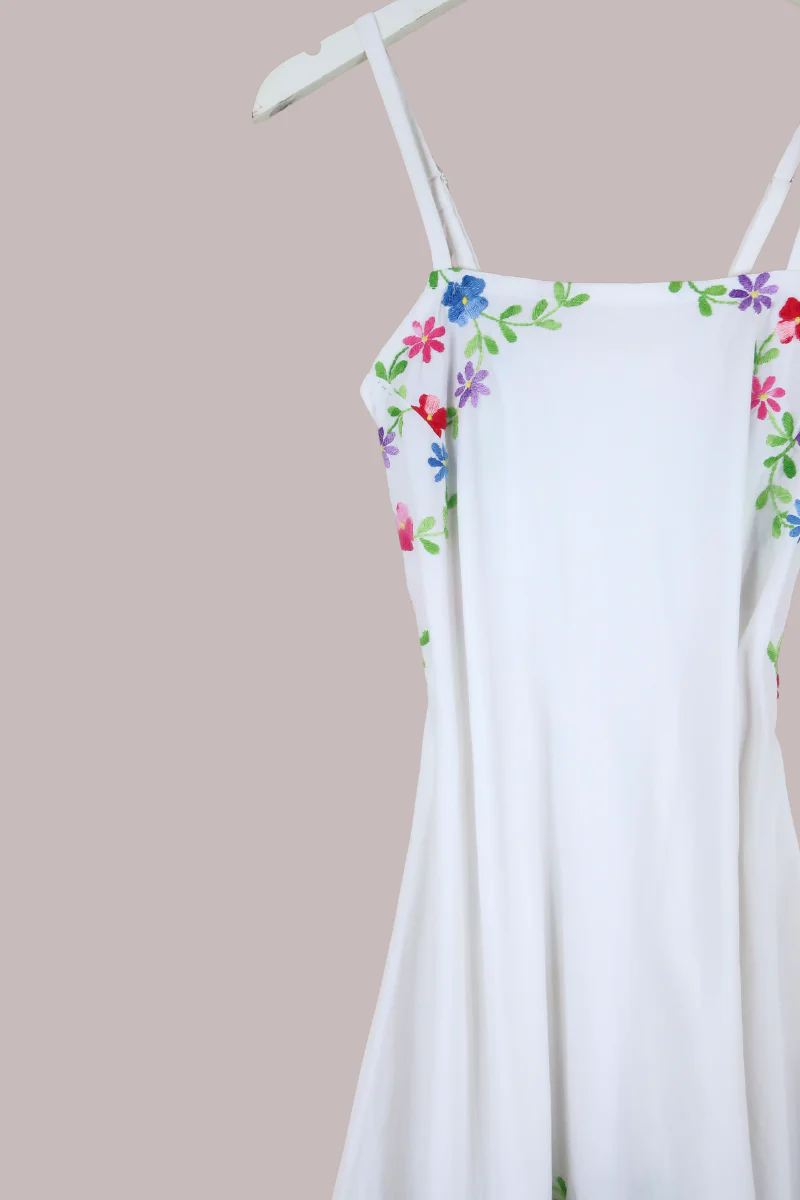 Juliet Vintage Tablecloth Maxi Dress in 'Welcome to my Garden' Embroidery - Image 2
