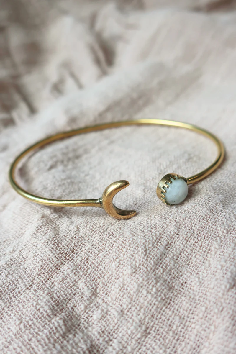 Moonlit Bangle in Gold with White Moonstone - Image 2