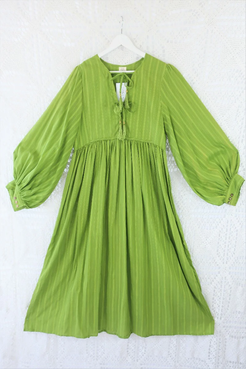 Khroma Primrose Dress in Citrus Green Indian Cotton - Image 2