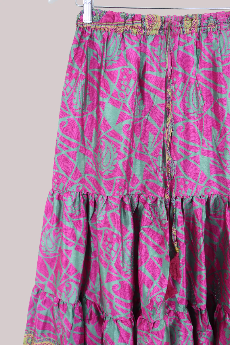 Rosie Midi Skirt in Jewelled Fuschia Paisley - Free Size - Image 2