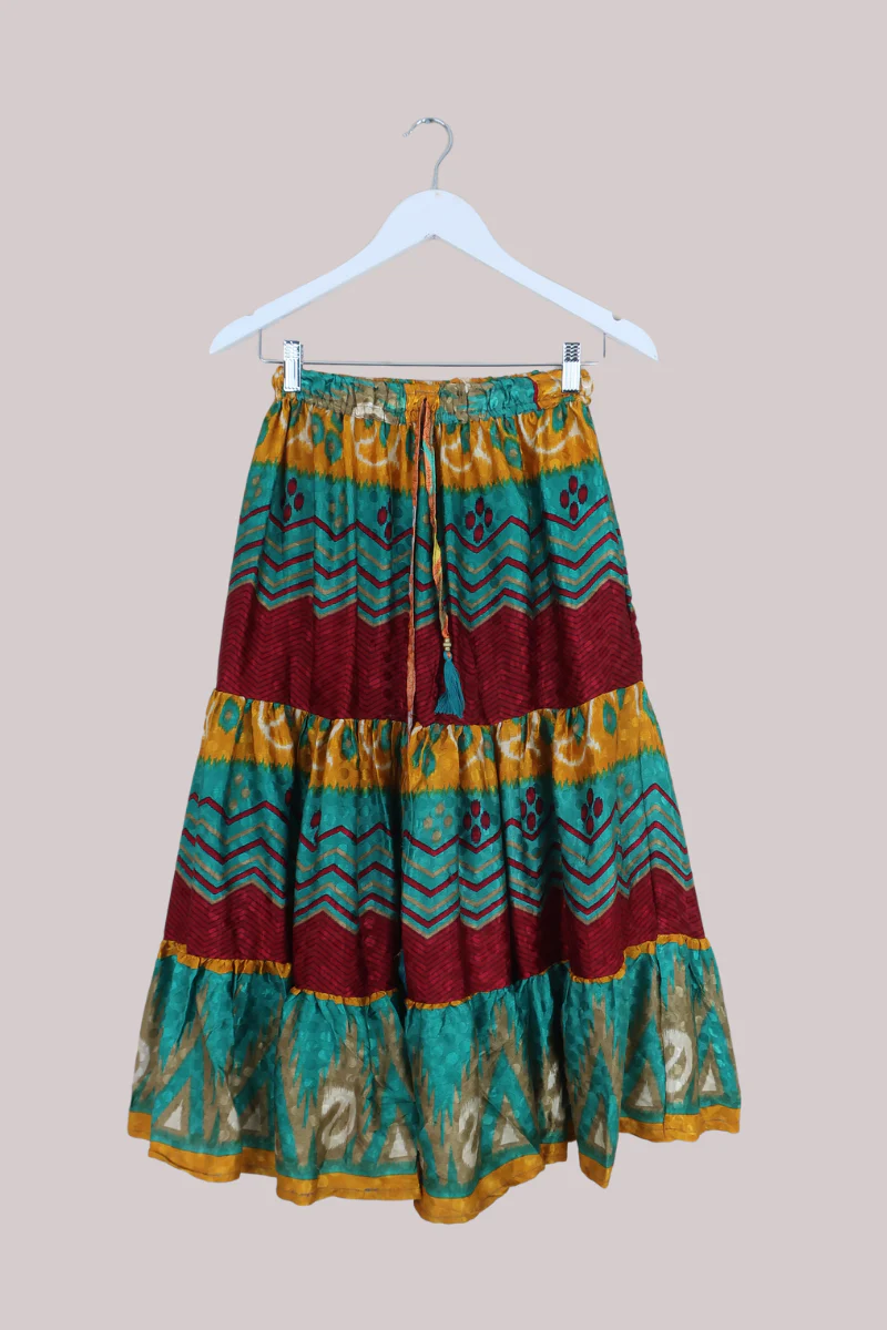 Rosie Midi Skirt in Technicolour Zigzag - Free Size