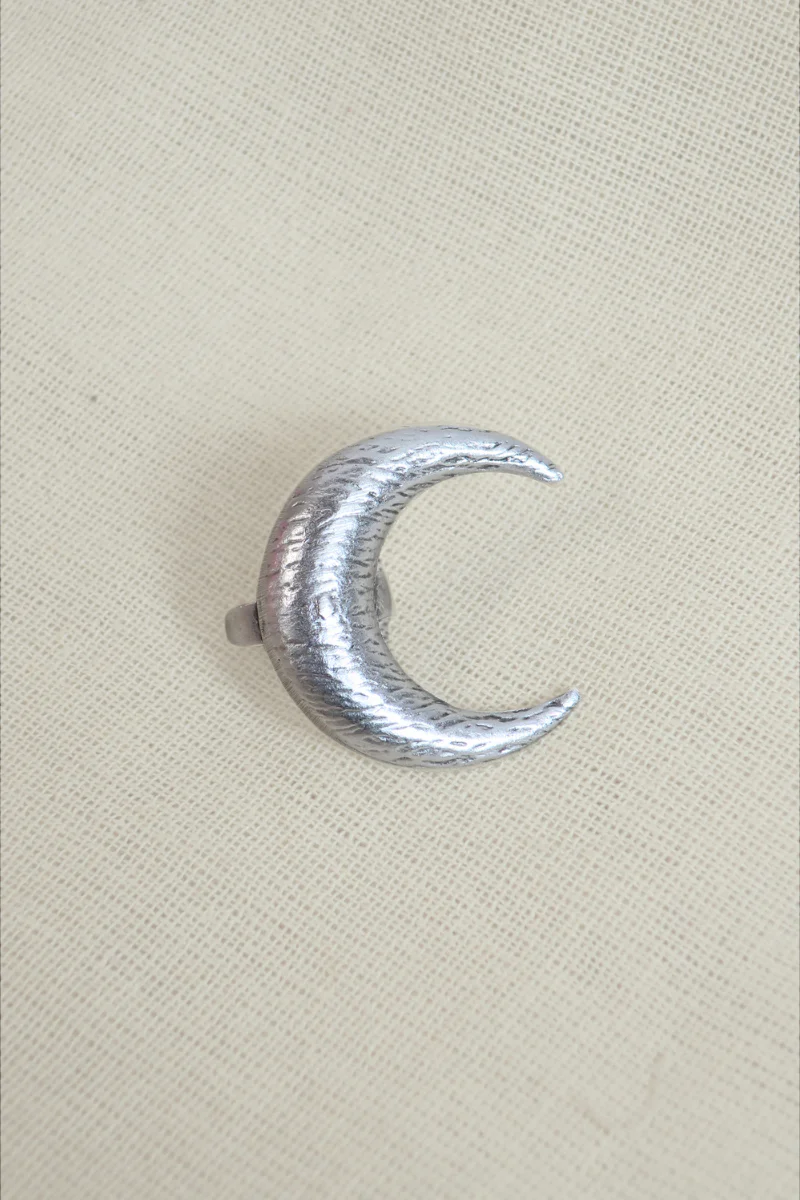 Big Crescent Moon Silver Plated Ring - Image 3