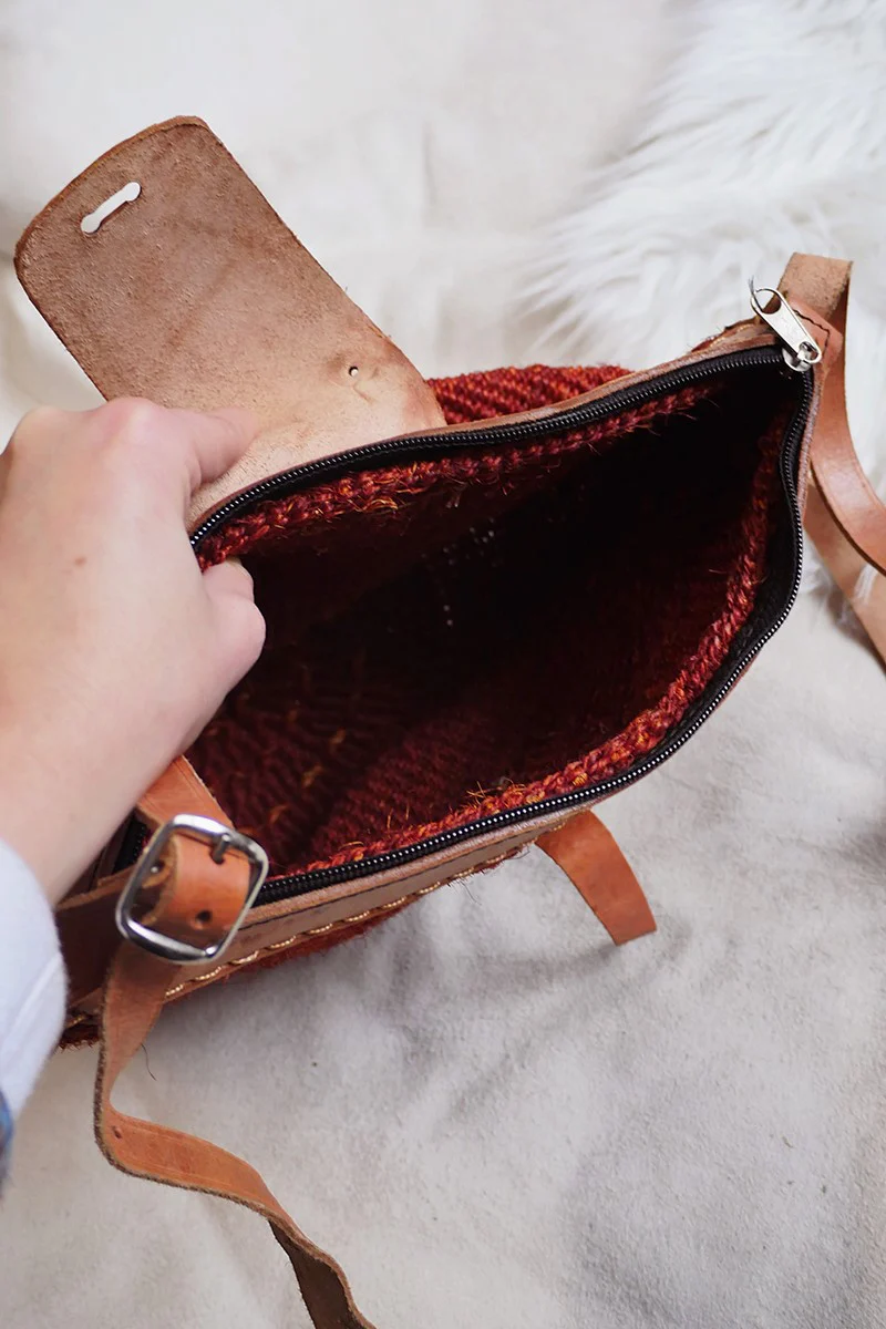 Vintage Russet Red Straw Market Bag - Image 4