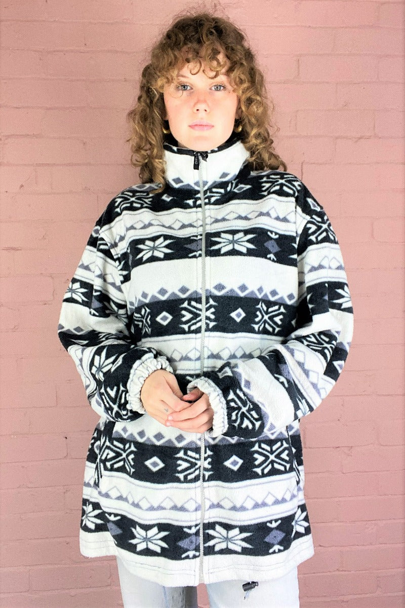 Vintage Fleece - Black, White & Mauve Crystal Flurry - Free Size - Image 7