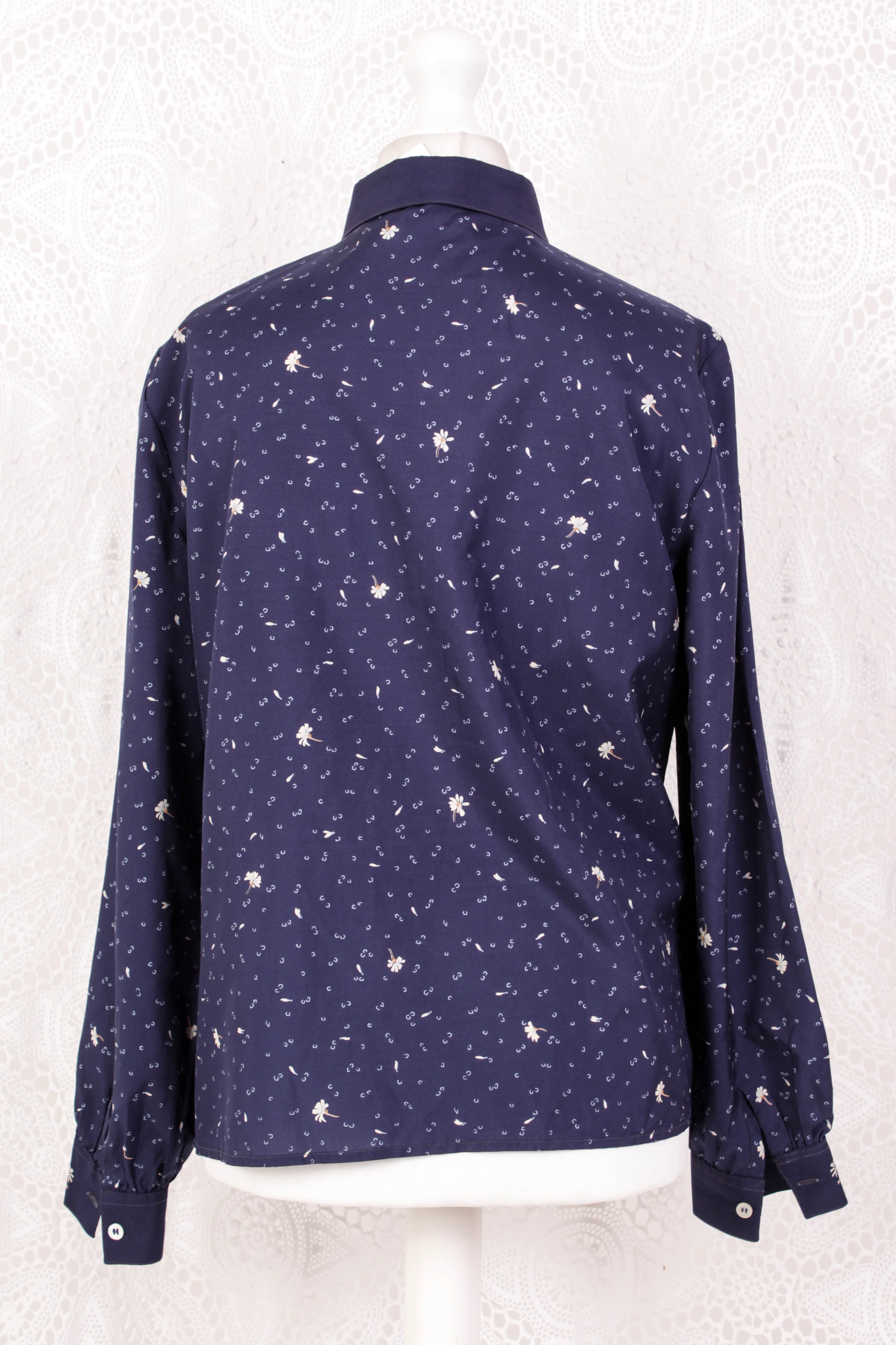 Vintage Shirt - Muted Navy Delicate Floral - Size L - Image 3