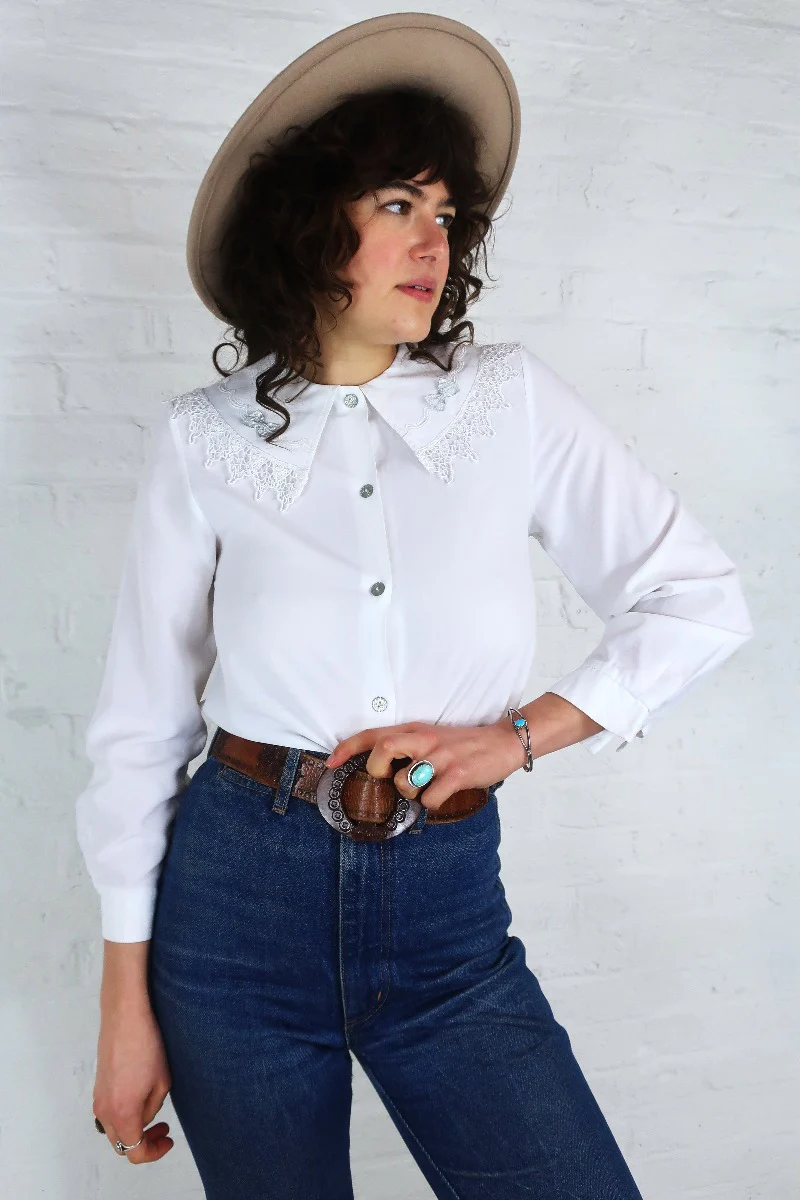 Vintage White Oversized Lace Collar Blouse - Size S - Image 3